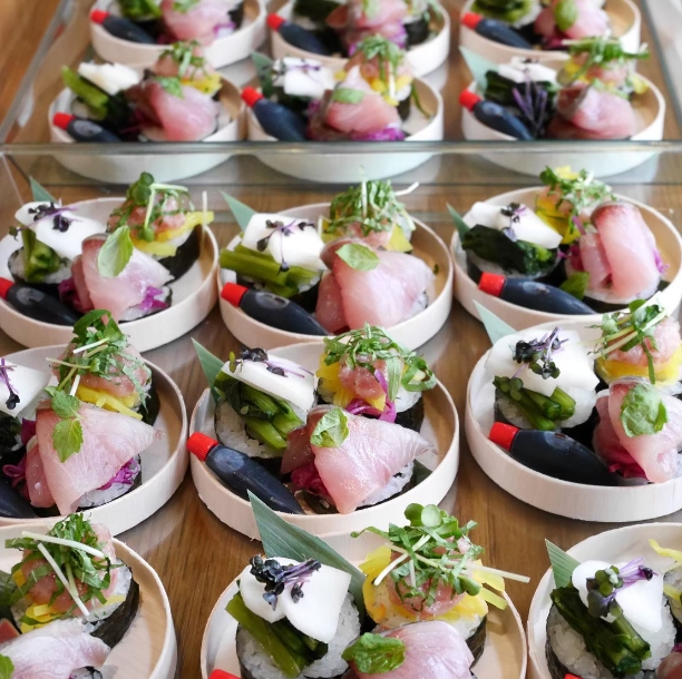 ケータリング益や